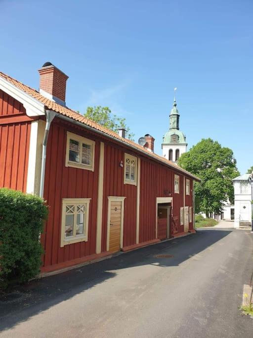 Kyrkstallet 1 Historiskt Med Baesta Laege Graenna Luaran gambar